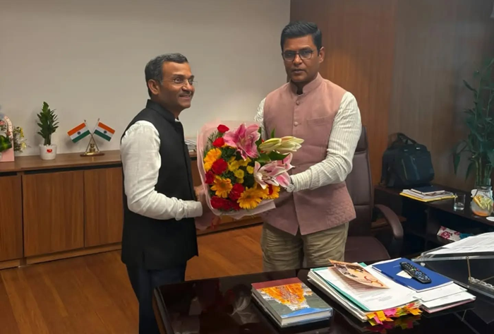 Anupam Misra calls on Secretary, Mines